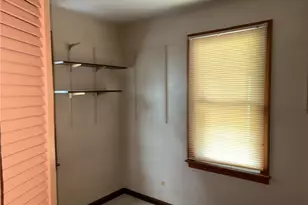 453 Kenyon Ave, Elyria, OH 44035 - Photo 13