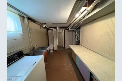 453 Kenyon Avenue, Elyria, OH 44035 - Photo 33