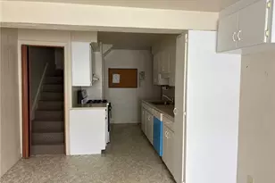 453 Kenyon Ave, Elyria, OH 44035 - Photo 5