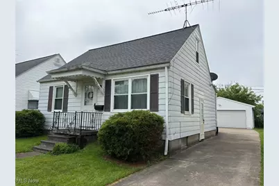 453 Kenyon Avenue, Elyria, OH 44035 - Photo 1