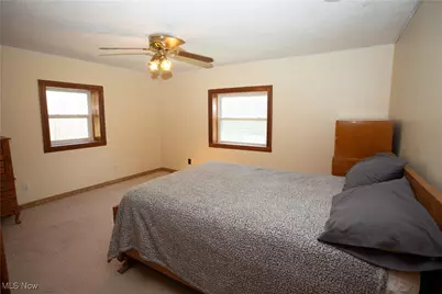 138 N Canfield Niles Road, Youngstown, OH 44515 - Photo 11