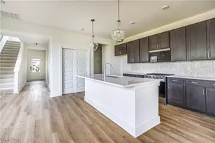 2105 Glenmont Dr, Brunswick, OH 44212 - Photo 11