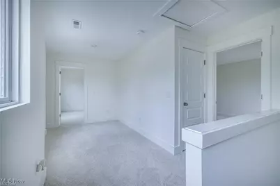 2105 Glenmont Drive, Brunswick, OH 44212 - Photo 21