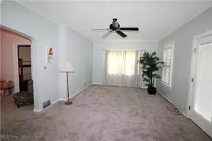 1201 E 3rd St, Port Clinton, OH 43452 - Photo 3