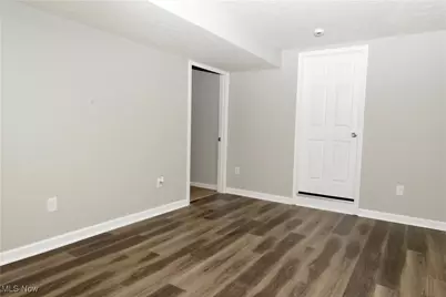 2382 Mogadore Road, Akron, OH 44312 - Photo 17