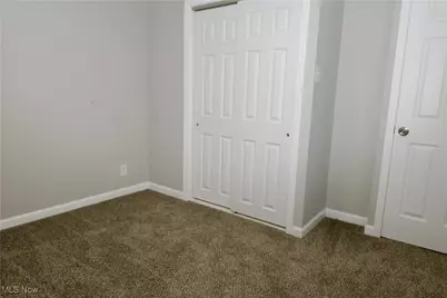 2382 Mogadore Road, Akron, OH 44312 - Photo 13