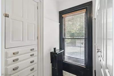 697 W Market Street, Akron, OH 44303 - Photo 21