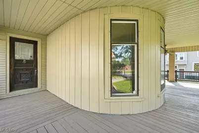 697 W Market Street, Akron, OH 44303 - Photo 5