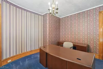 697 W Market Street, Akron, OH 44303 - Photo 9