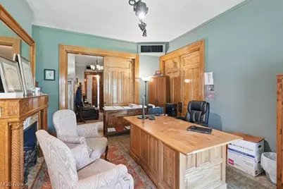 697 W Market Street, Akron, OH 44303 - Photo 31