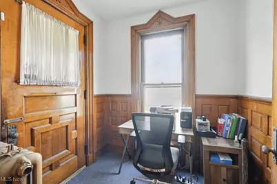 697 W Market Street, Akron, OH 44303 - Photo 33