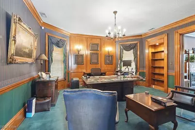 697 W Market Street, Akron, OH 44303 - Photo 15