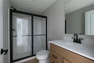 32601 Royal Troon Dr, Avon Lake, OH 44012 - Photo 31