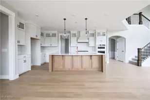 32601 Royal Troon Dr, Avon Lake, OH 44012 - Photo 19