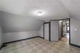 3334 W 82nd St, Loveland, OH 44102 - Photo 17