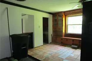 220 Daniels Ave, Conneaut, OH 44030 - Photo 29