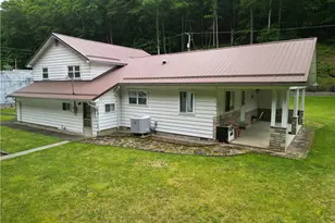 13088 Clay Hwy, Lizemores, WV 25125 - Photo 15