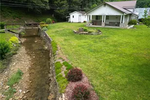13088 Clay Hwy, Lizemores, WV 25125 - Photo 23