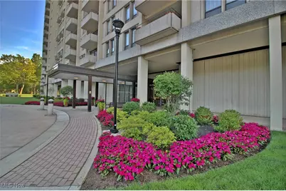 1 Bratenahl Place #1501, Bratenahl, OH 44108 - Photo 15