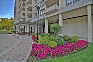 1 Bratenahl Pl, Bratenahl, OH 44108 - Photo 15