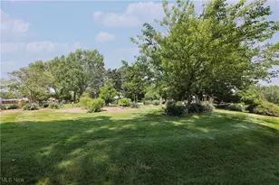 3901 Beaumont Dr, Weirton, WV 26062 - Photo 33