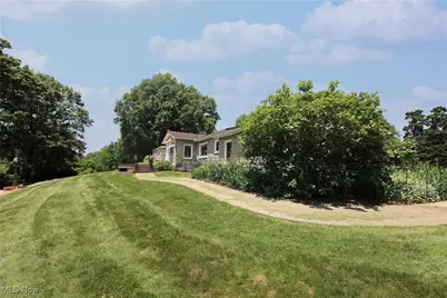 3901 Beaumont Drive, Weirton, WV 26062 - Photo 31