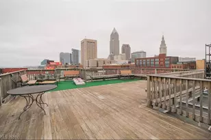 1133 W 9th St, Loveland, OH 44113 - Photo 21