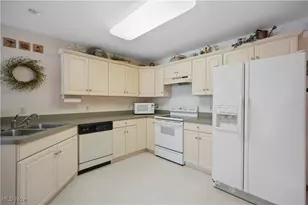 209 Greenbriar Ln, Dalton, OH 44618 - Photo 7