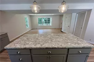 1008 Cliff View St, Youngstown, OH 44502 - Photo 9