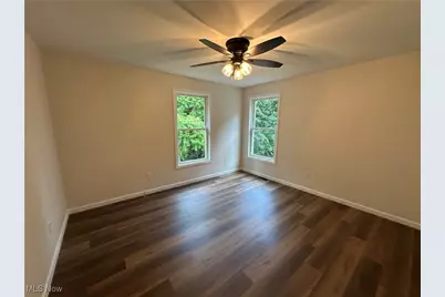 1048 Cliff View Street, Youngstown, OH 44502 - Photo 13