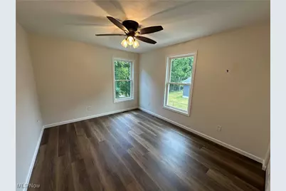 1048 Cliff View Street, Youngstown, OH 44502 - Photo 15