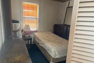 115 1/2 Ekey St, Steubenville, OH 43953 - Photo 5