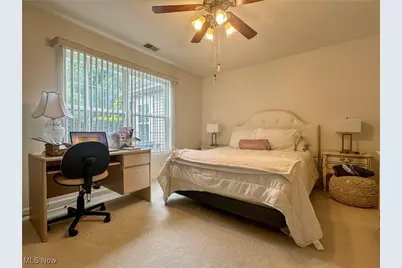 203 Willow Brook Drive NE, Warren, OH 44483 - Photo 15