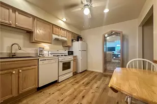 203 Willow Brook Dr NE, Warren, OH 44483 - Photo 11