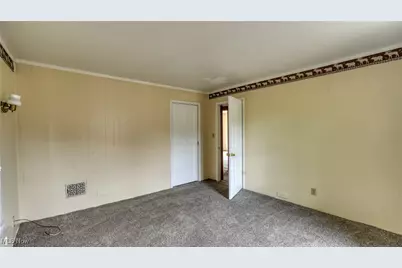 1515 Stewart Avenue, Cambridge, OH 43725 - Photo 31