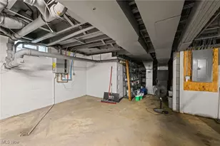 8902 Taylor May Rd, Chagrin Falls, OH 44023 - Photo 25