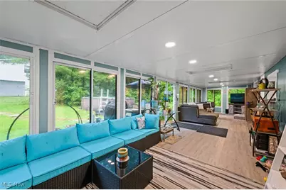 8902 Taylor May Road, Chagrin Falls, OH 44023 - Photo 9