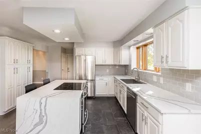 5605 Pleasant View Drive, Nashport, OH 43830 - Photo 13