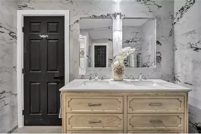 1423 Kenilworth Avenue, Loveland, OH 44113 - Photo 21