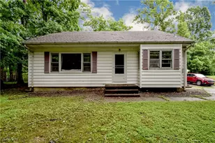 1035 Somers St, Zanesville, OH 43701 - Photo 1