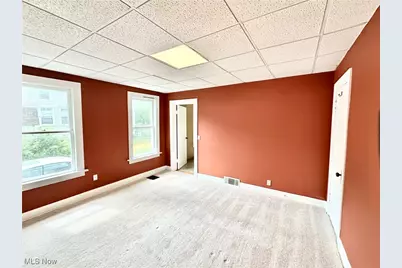 8026 Elm Street, Garrettsville, OH 44231 - Photo 19