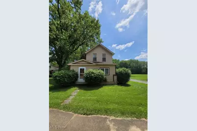 145 North Road, Niles, OH 44446 - Photo 1