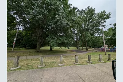 3947 W 22nd Street, Loveland, OH 44109 - Photo 5