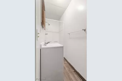 15300 Waterloo Road #4, Loveland, OH 44110 - Photo 7