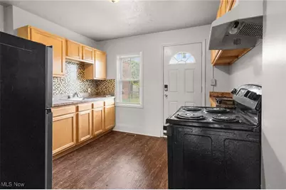 15416 Waterloo Road, Loveland, OH 44110 - Photo 11