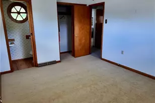 306 Frazier St, Bellaire, OH 43906 - Photo 9