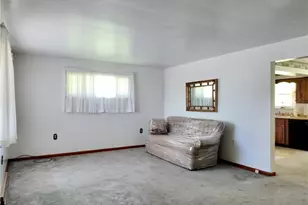 306 Frazier St, Bellaire, OH 43906 - Photo 3