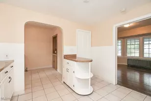 2100 Cottage Grove Dr, Cleveland Heights, OH 44118 - Photo 9