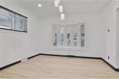 359 Beechwood Drive, Akron, OH 44320 - Photo 13