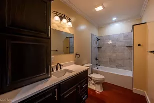1318 21st St, Vienna, WV 26105 - Photo 11